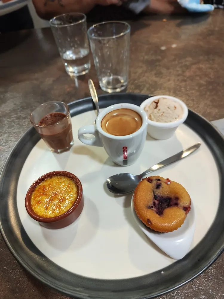 Café Gourmand